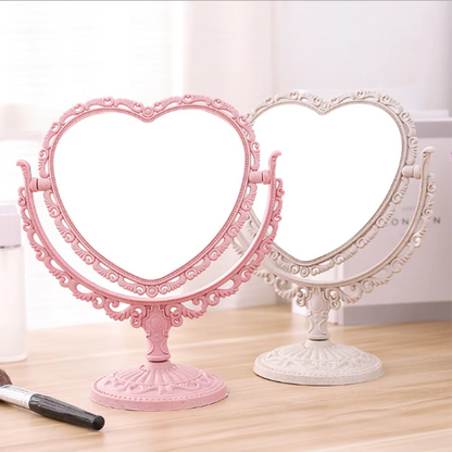 HaylesHair Heart Mirror